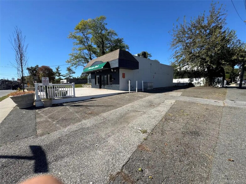 More Photos Of 58 Halstead Ave, Harrison Storefront Retail Office For Lease