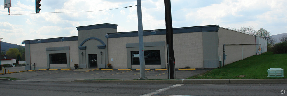 Primary Photo Of 3335-3339 Chambers Rd, Horseheads Flex For Lease