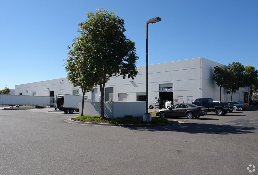 More Photos Of 9830 Siempre Viva Rd, San Diego Unknown For Lease
