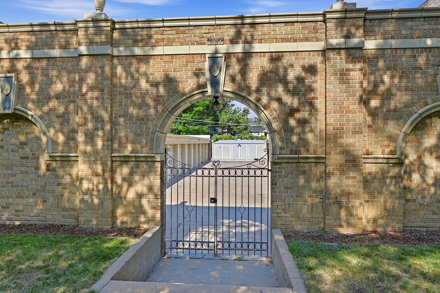 More Photos Of 961 Marion, Denver Land For Sale