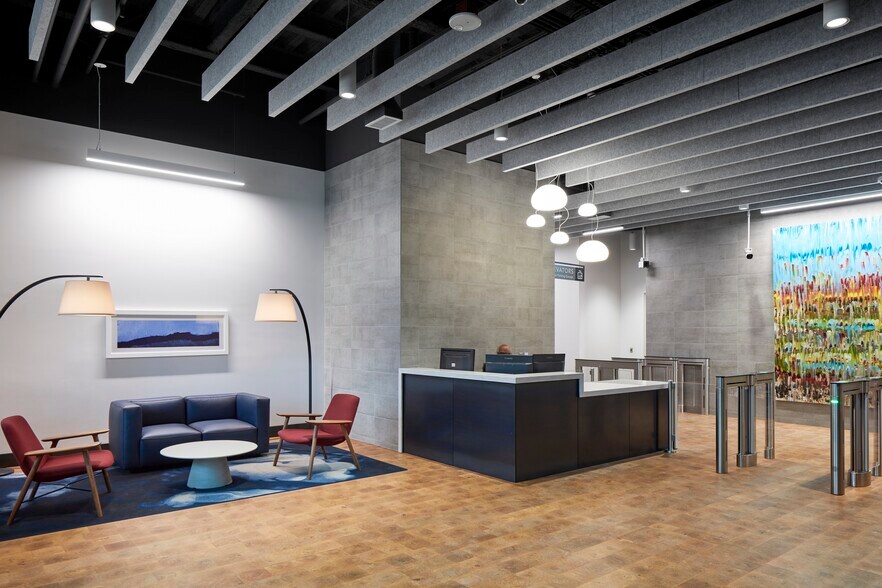 More Photos Of 1930 Boren Ave, Seattle Office For Lease