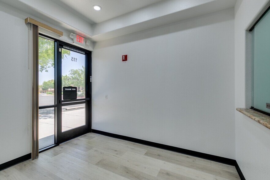 More Photos Of 1820 E Warm Springs Rd, Las Vegas Medical For Sale