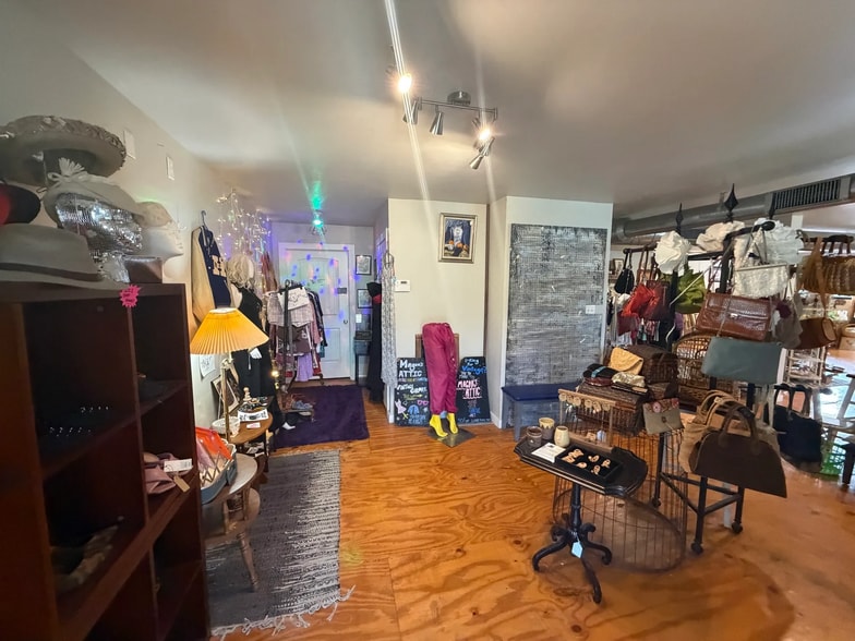 More Photos Of 1634 N Blackwelder Ave, Oklahoma City Storefront Retail Office For Lease