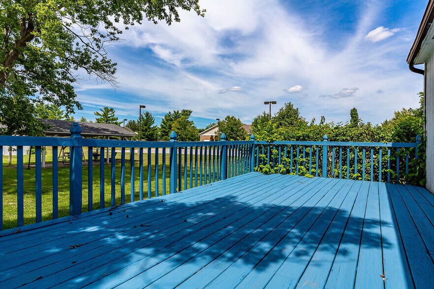 More Photos Of 8523 Cincinnati-Columbus Rd, West Chester Office For Sale