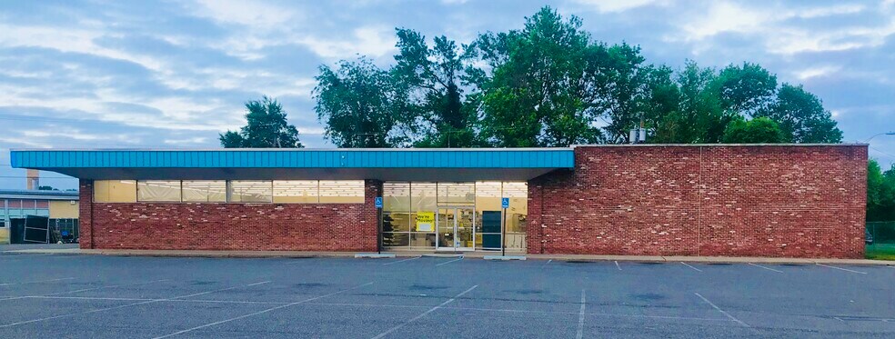 More Photos Of 162 S Broadway, Pennsville Freestanding For Sale