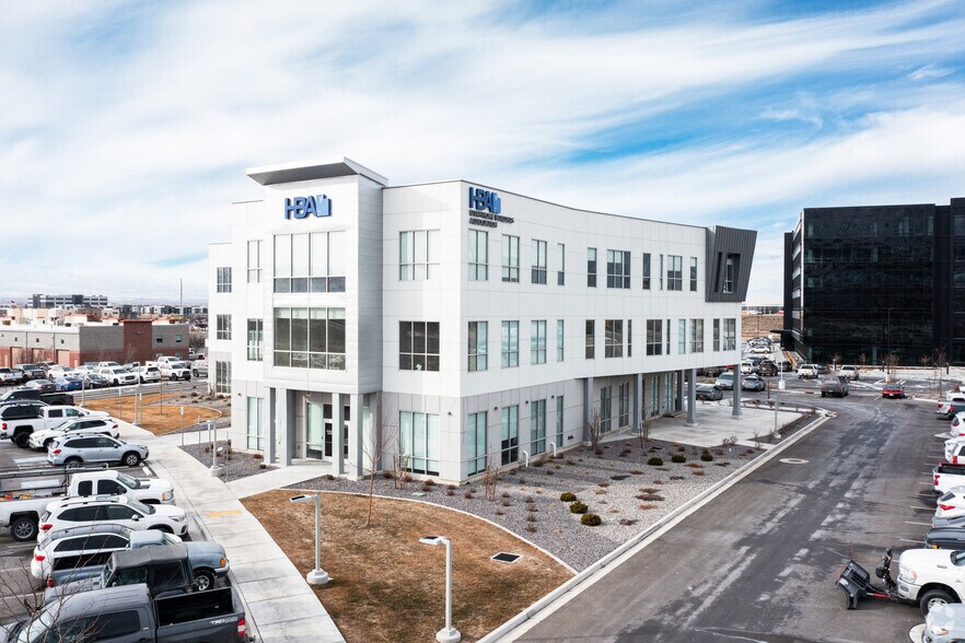 More Photos Of 38 W 13775 S, Draper Medical For Lease