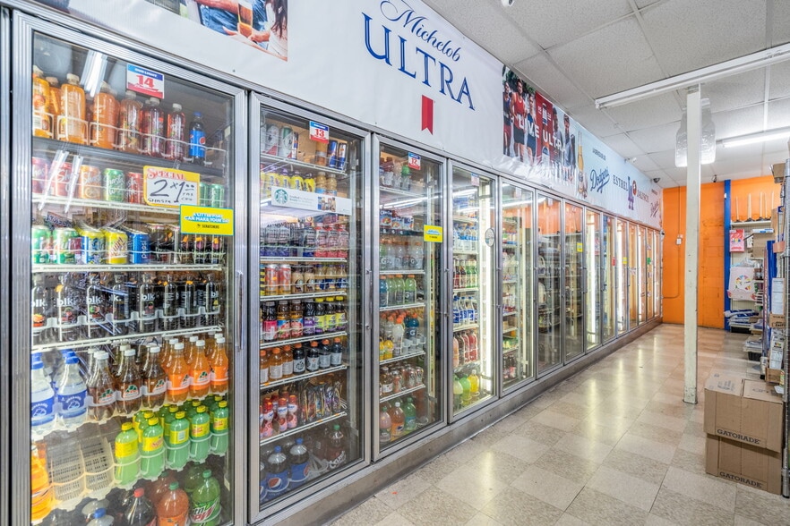 More Photos Of 10236 Long Beach Blvd, Lynwood Supermarket For Sale