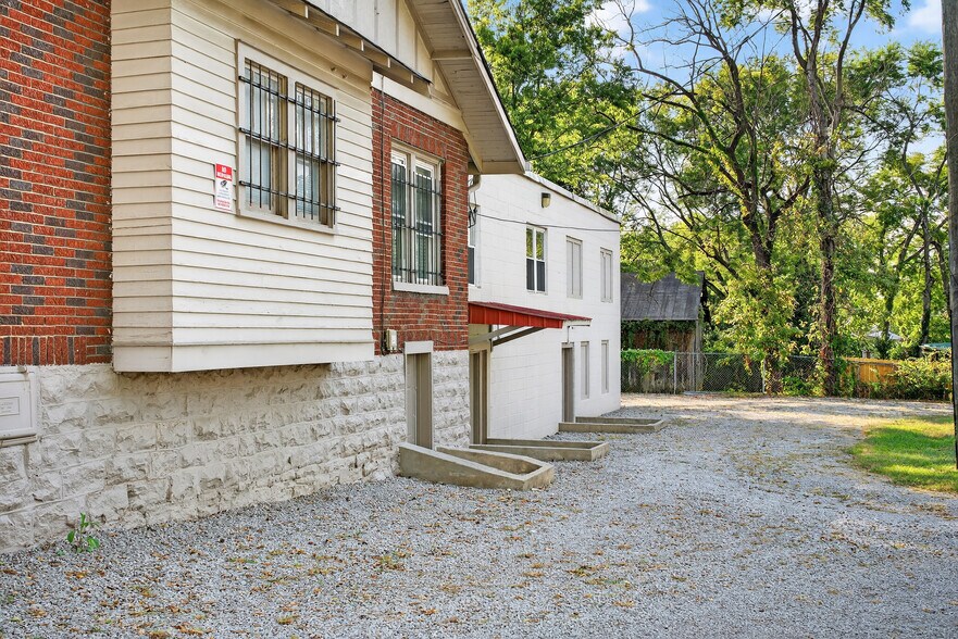 More Photos Of 2819 Gallatin Pike, Nashville Freestanding For Lease