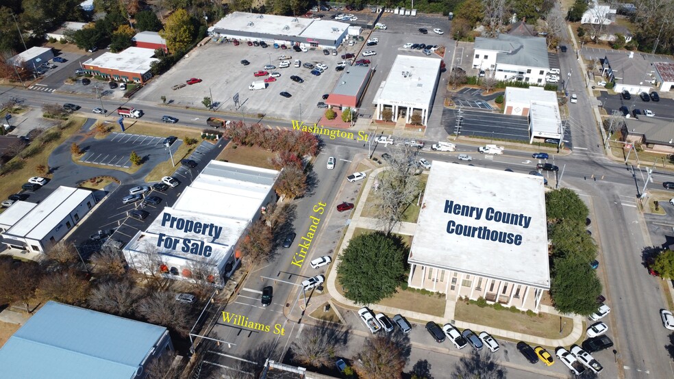 More Photos Of 106 W Washington St, Abbeville Office For Sale