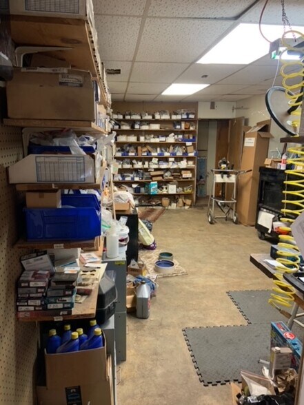 More Photos Of 3702 Land O Lakes Blvd, Land O' Lakes Office For Sale