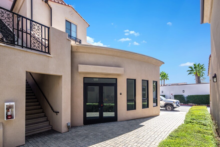 More Photos Of 8951 Monte Vista Ave, Montclair Apartments For Sale