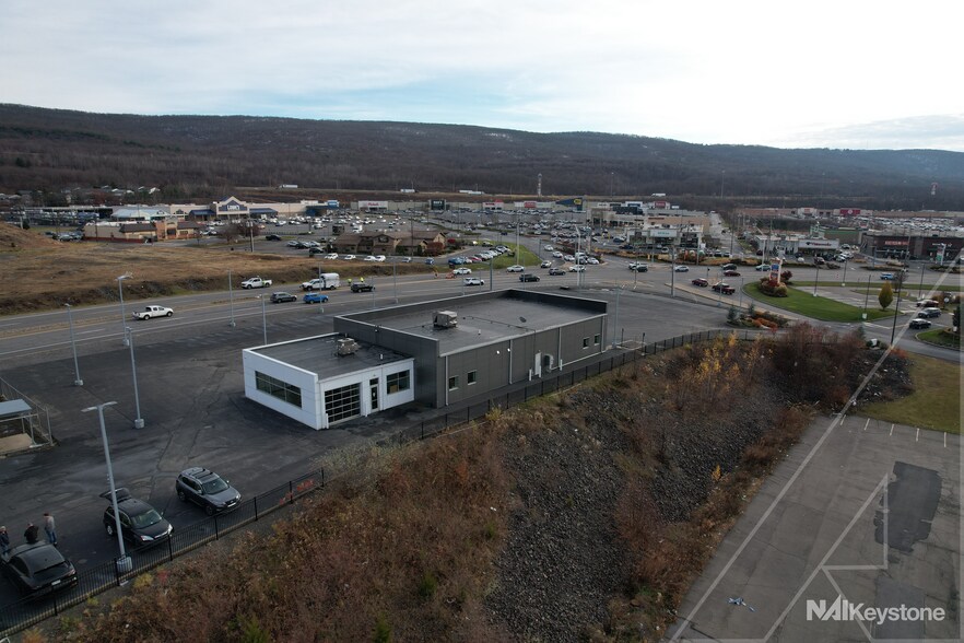 More Photos Of 290 Mundy St, Wilkes Barre Township Auto Dealership For Sale