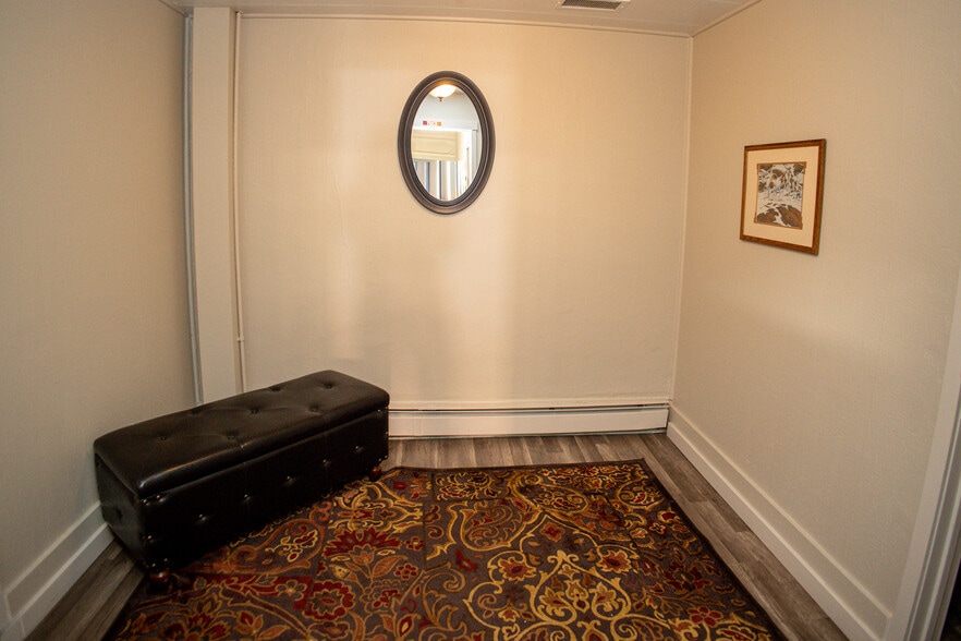 More Photos Of 301 E Park Ave, Anaconda Storefront Retail Office For Sale