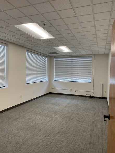 More Photos Of 445 S Main St, Akron Office For Lease