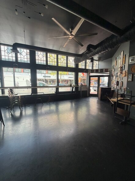 More Photos Of 740-768 Purchase St, New Bedford Restaurant For Lease