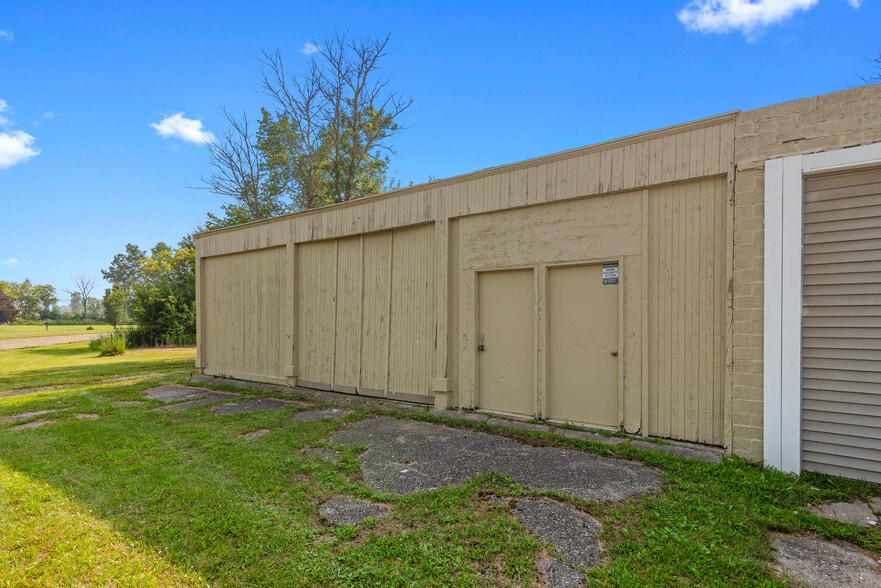 More Photos Of 3279 Emmett Rd, Emmett Multifamily For Sale