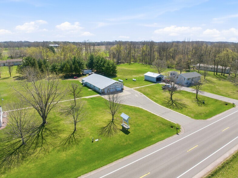 More Photos Of 4182 Highway 23, Wisconsin Dells Manufacturing For Sale