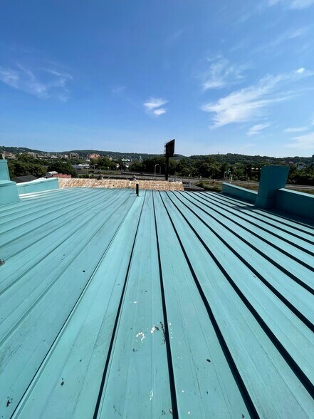 More Photos Of 4-6 John St, Waterbury Apartments For Sale