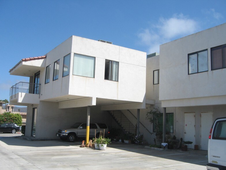 More Photos Of 1705 S Coast Hwy, Laguna Beach Storefront Retail Office For Lease