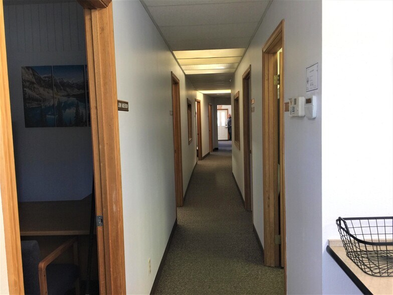 More Photos Of 312 E 3rd St, The Dalles Office For Lease