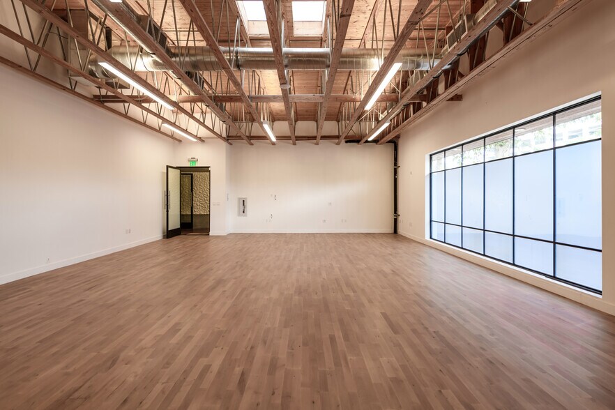 More Photos Of 923 Cole Ave, Los Angeles Loft Creative Space For Sale