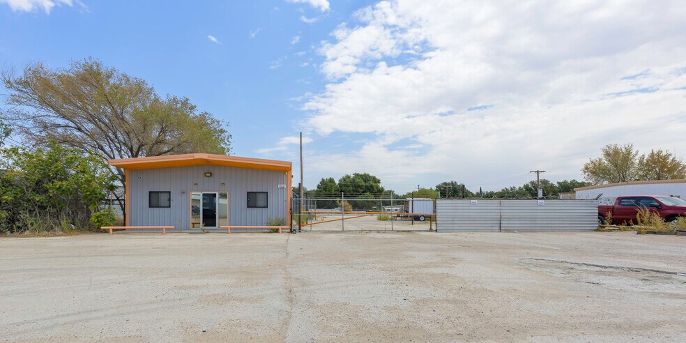 More Photos Of 7020 N County Rd W, Odessa Warehouse For Sale