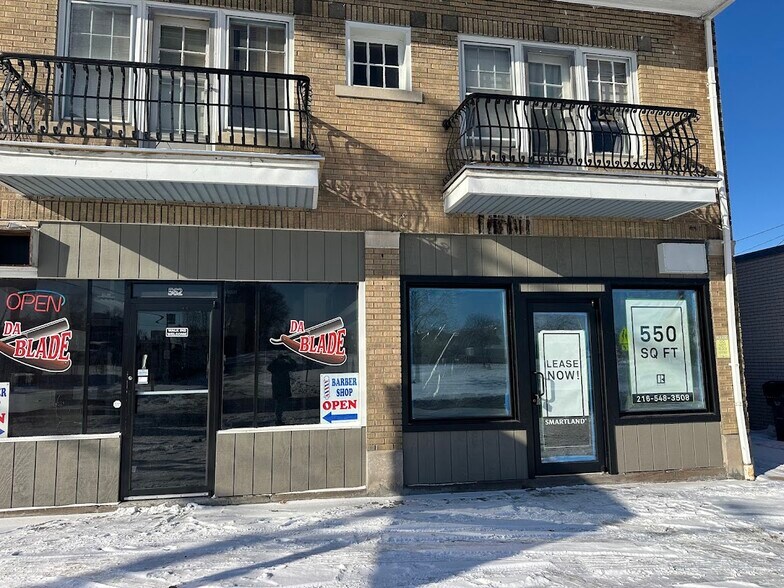 More Photos Of 560-562 E 200th St, Cleveland Storefront Retail Residential For Lease