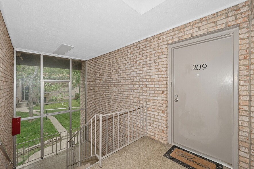 More Photos Of 3935-3939 Wilma Ct, Cincinnati Apartments For Sale