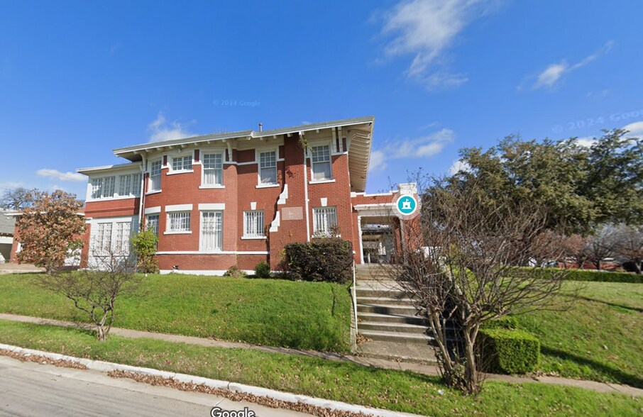 Primary Photo Of 2603 Martin Luther King Jr Blvd, Dallas Office Residential For Sale