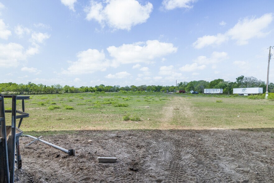 More Photos Of 8519 State Park Rd, Lockhart Land For Sale