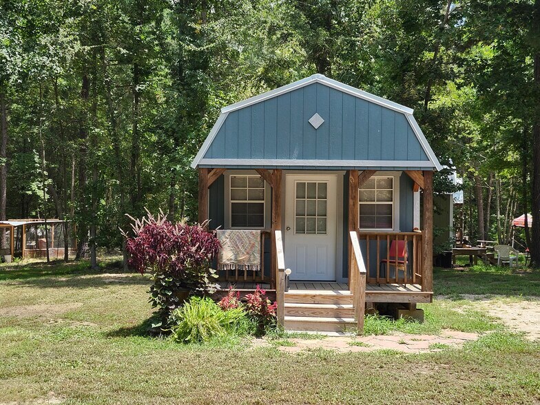 More Photos Of 1064 County Road SE 4105, Mount Vernon Manufactured Housing Mobile Home Park For Sale