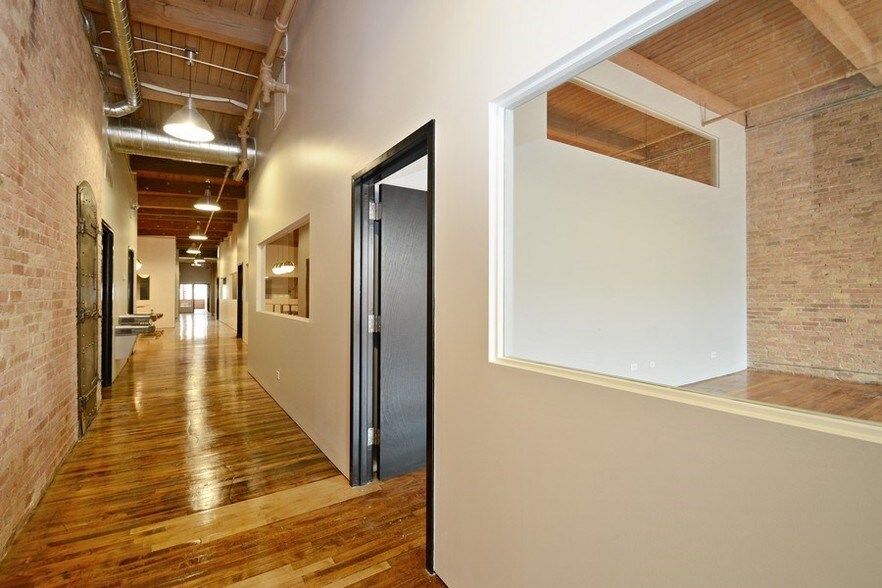 More Photos Of 1132 S Wabash Ave, Chicago Loft Creative Space For Lease
