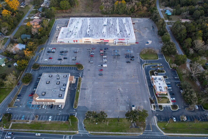 More Photos Of 1525 Ohio Ave S, Live Oak Freestanding For Lease