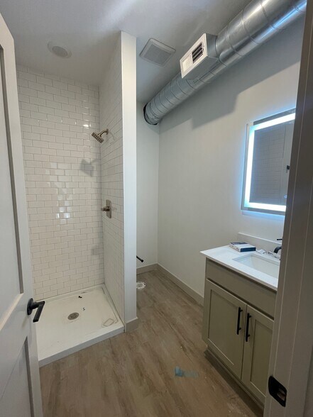 More Photos Of 815 6th St SE, Minneapolis Land For Sale