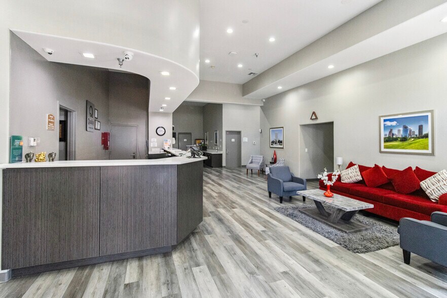 More Photos Of 17550 Northwest Fwy, Houston Hotel For Sale