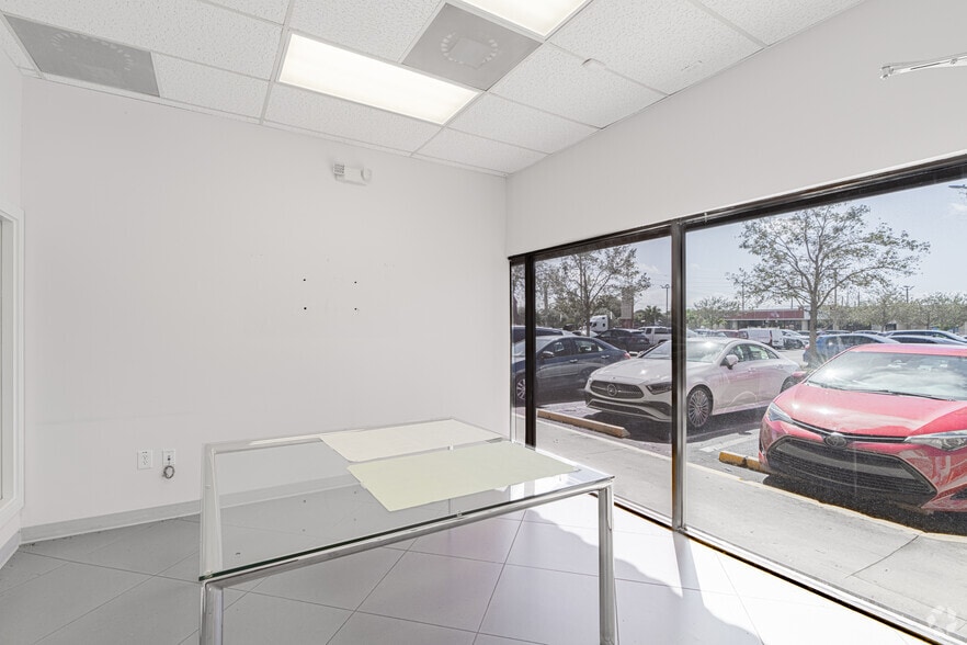 More Photos Of 1201-1221 S Powerline Rd, Pompano Beach Freestanding For Lease