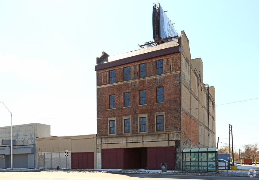 Primary Photo Of 9111-9117 Grand River Ave, Detroit Showroom For Sale