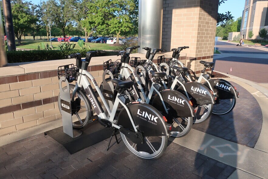 More Photos Of 11100 USA Pky, Fishers Office For Lease