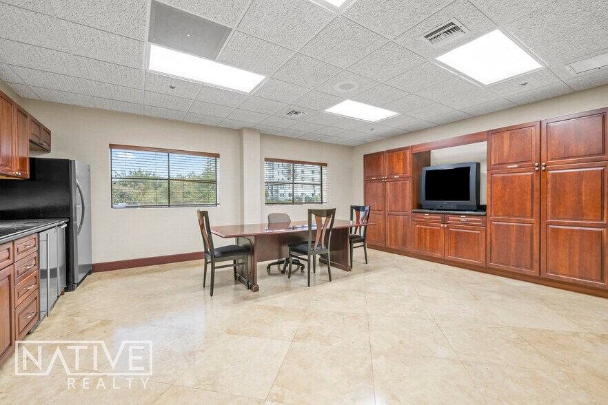 More Photos Of 400 N Andrews Ave, Fort Lauderdale Medical For Lease