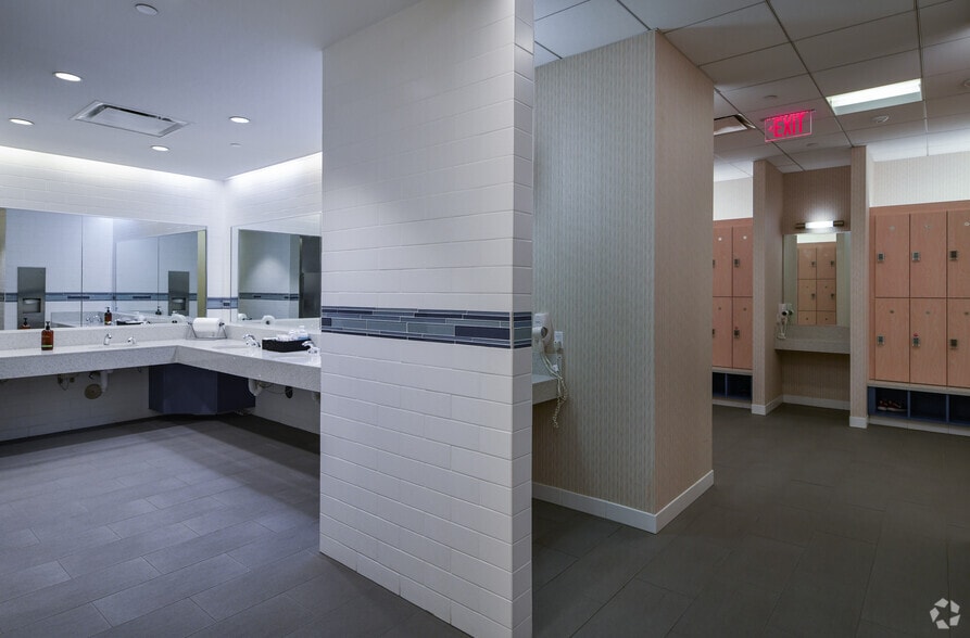 More Photos Of 1300 Post Oak Blvd, Houston Office For Lease