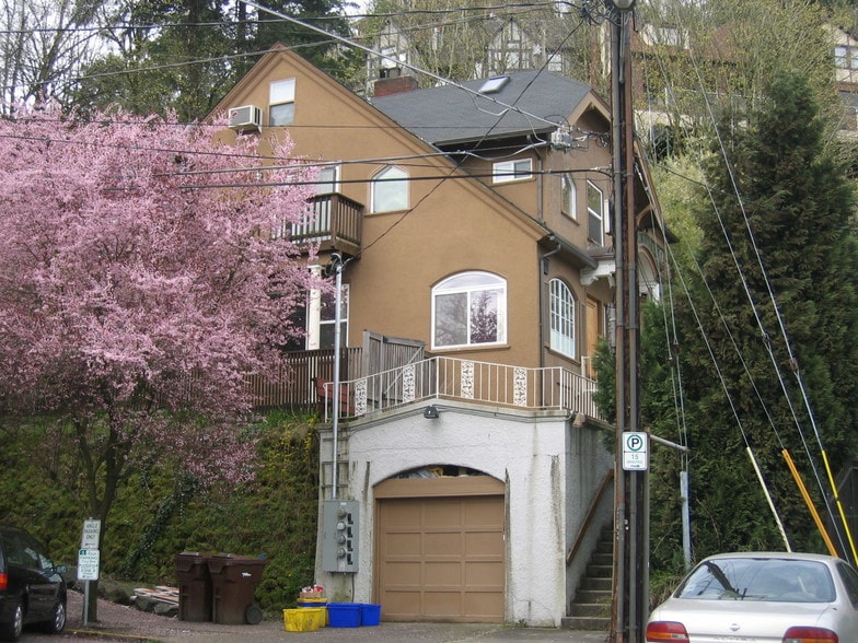 Primary Photo Of 2047 SW 10th Ave, Portland Apartments For Sale