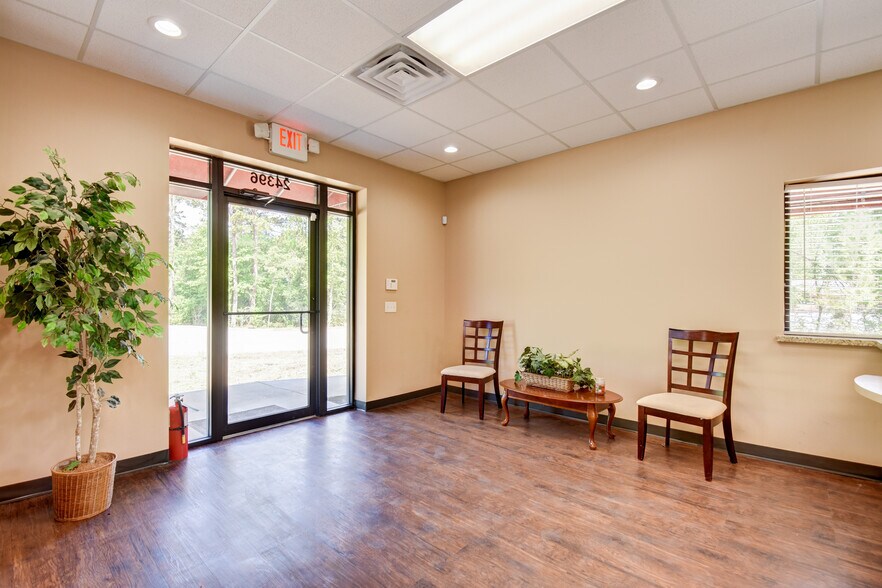 More Photos Of 24396 FM 2090 Rd, Splendora Light Distribution For Sale