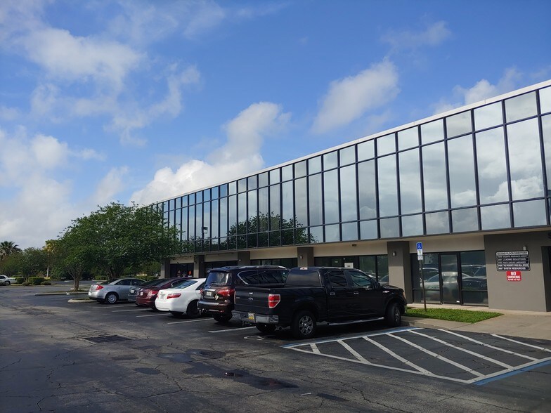 More Photos Of 3353-3397 W Vine St, Kissimmee Office For Lease