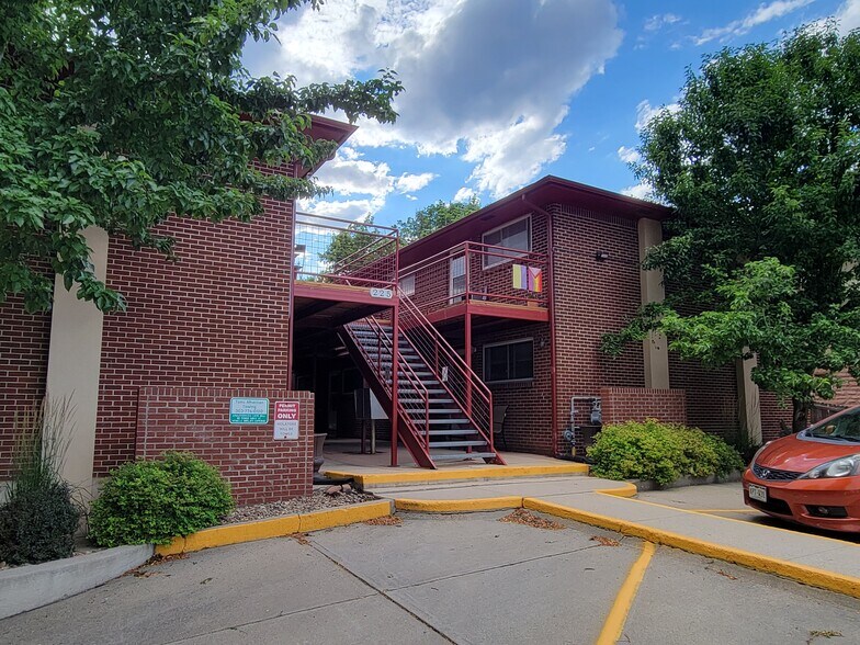 More Photos Of 225 Terry St, Longmont Apartments For Sale