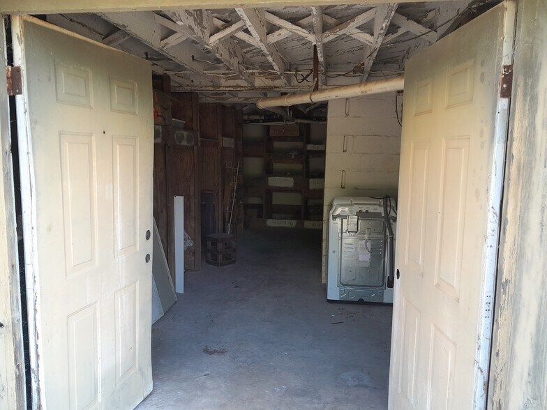 More Photos Of 9135 S Main St, Jonesboro Light Manufacturing For Sale