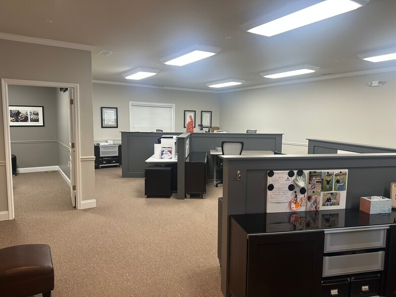 More Photos Of 5655 Lake Acworth Dr NW, Acworth Loft Creative Space For Lease