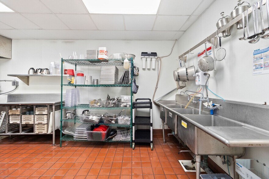More Photos Of 13031 FM 1960 Rd W, Houston Restaurant For Sale