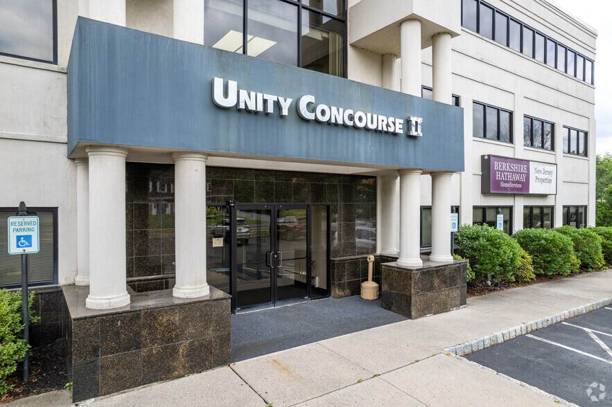 More Photos Of 54 Old Highway 22, Clinton Township Office For Lease