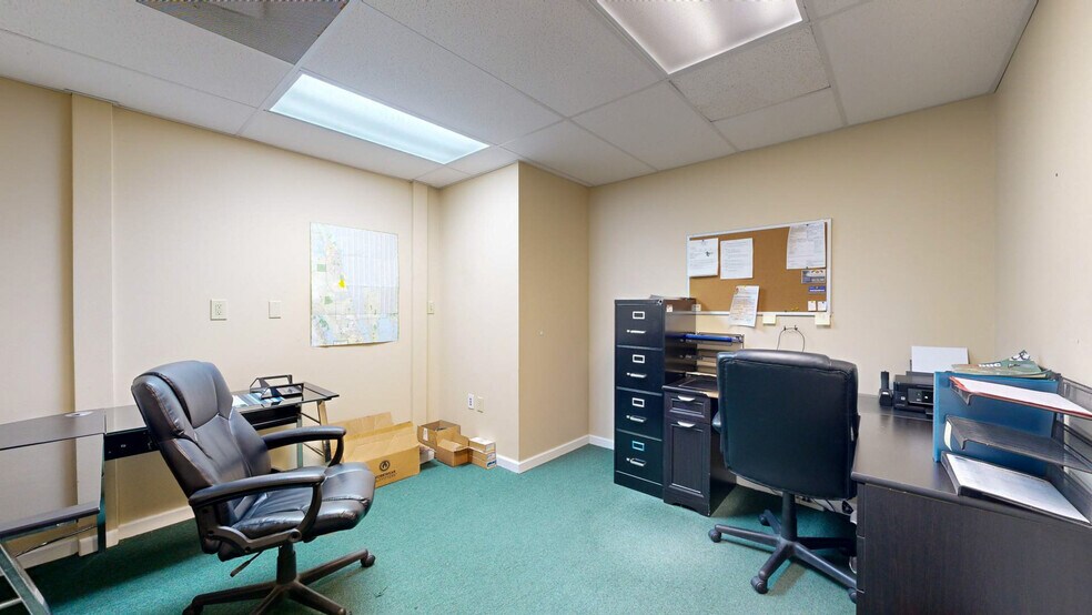 More Photos Of 461 Forrest Ave, Cocoa Warehouse For Lease