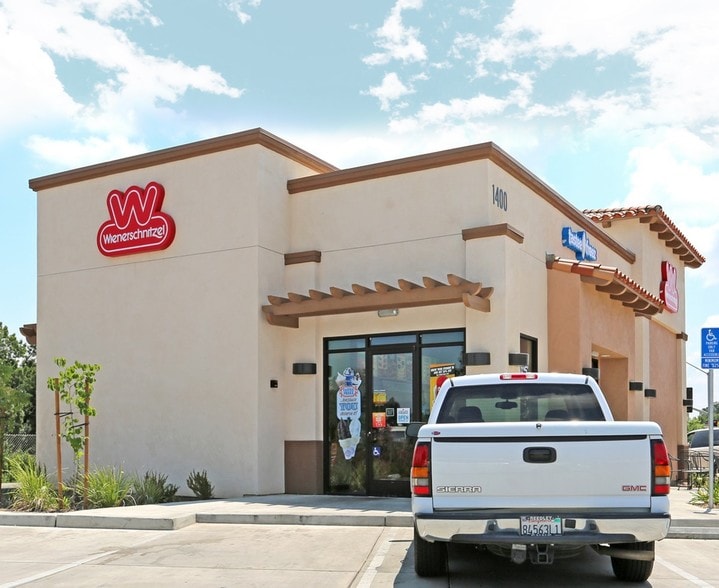 More Photos Of 1400 E Noble Ave, Visalia Fast Food For Sale